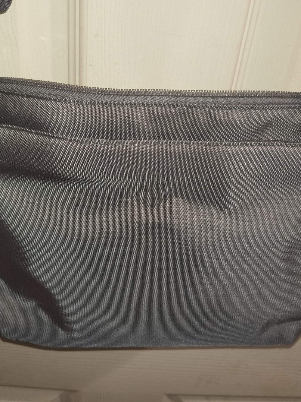 Travelon Gray Crossbody with Pink Interior - Picture 3 of 4
